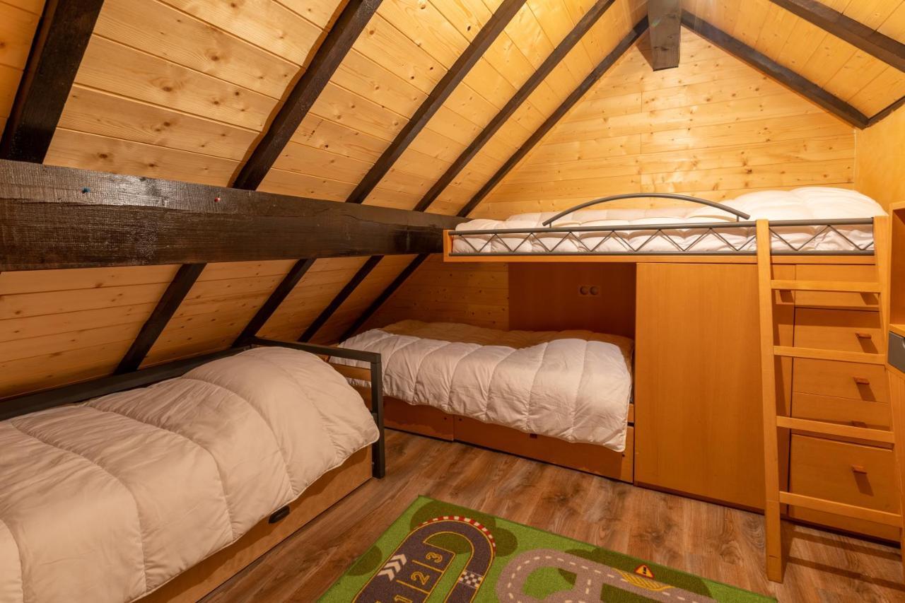 Le Repaire Du Cerf - Triplex Avec Balcon Lägenhet Les Angles  Exteriör bild